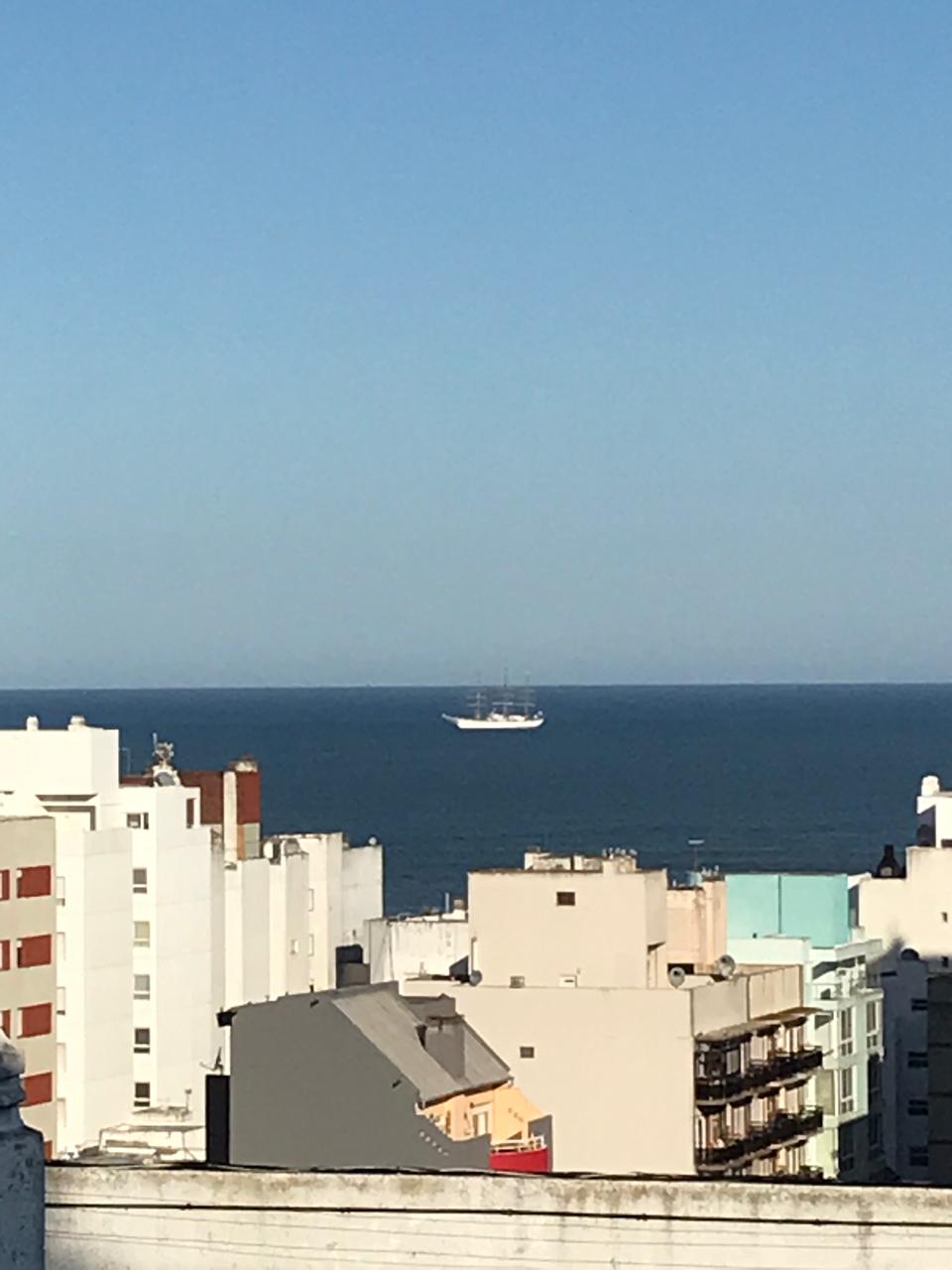 Monoambiente con Vista al Mar Zona La Perla - 2