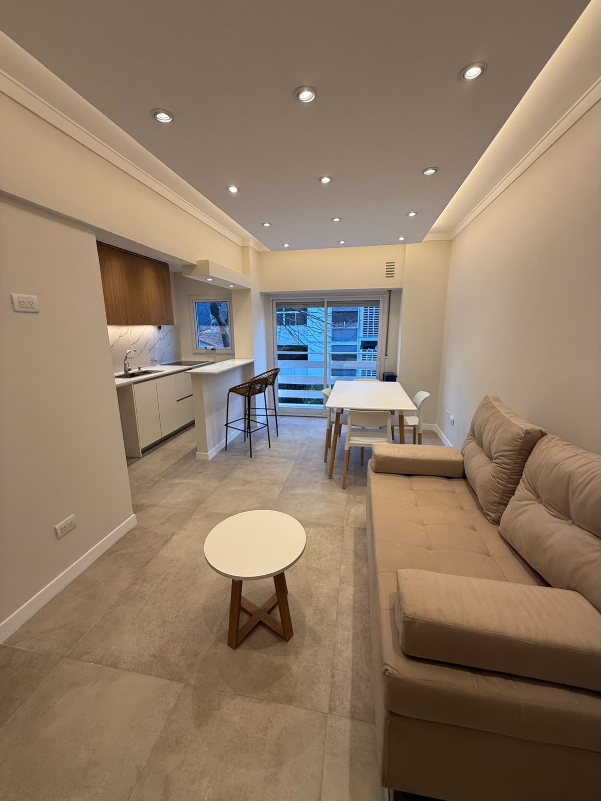 Departamento 2 Ambientes al Frente con Balcon - 8