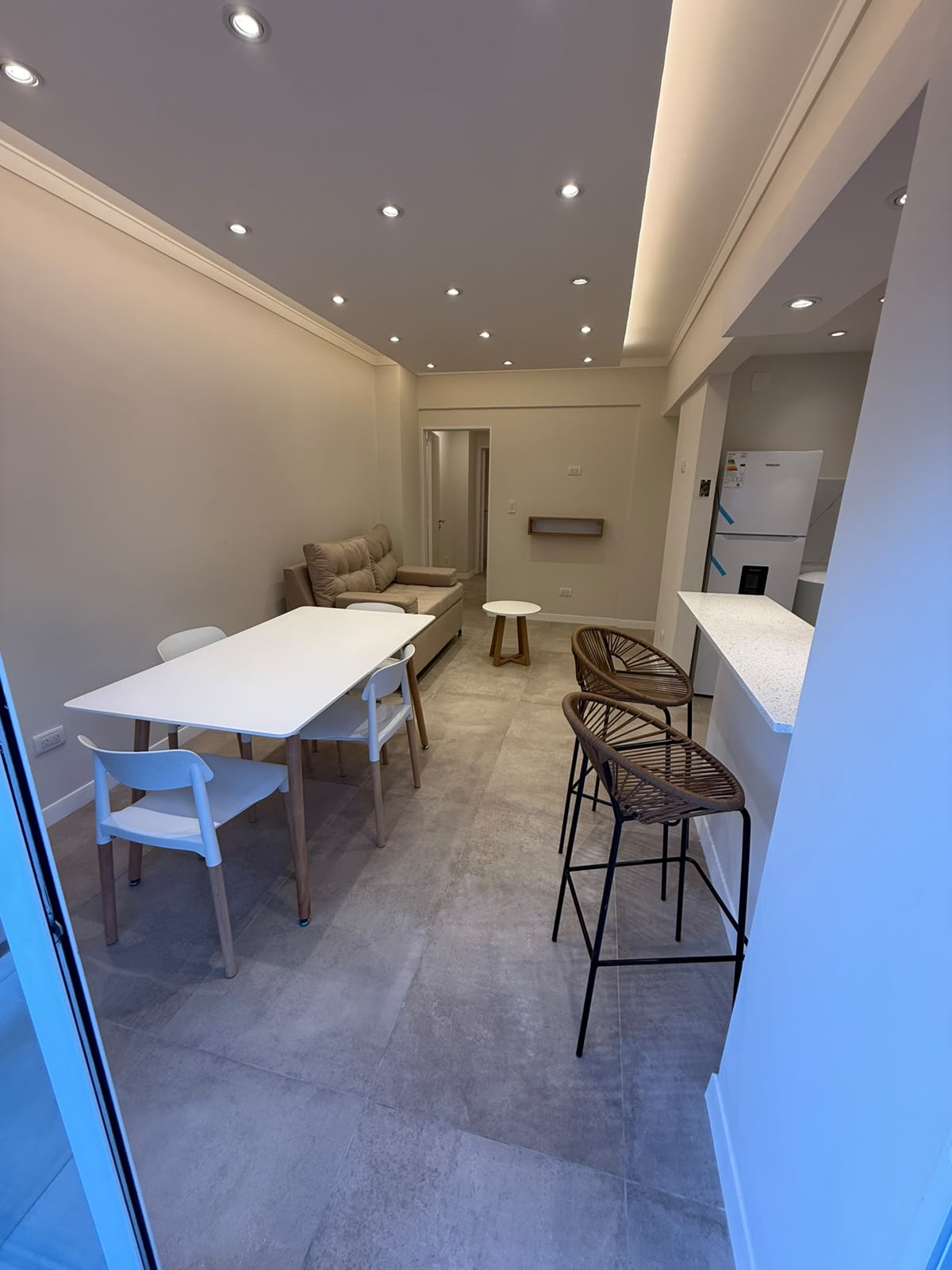 Departamento 2 Ambientes al Frente con Balcon - 18