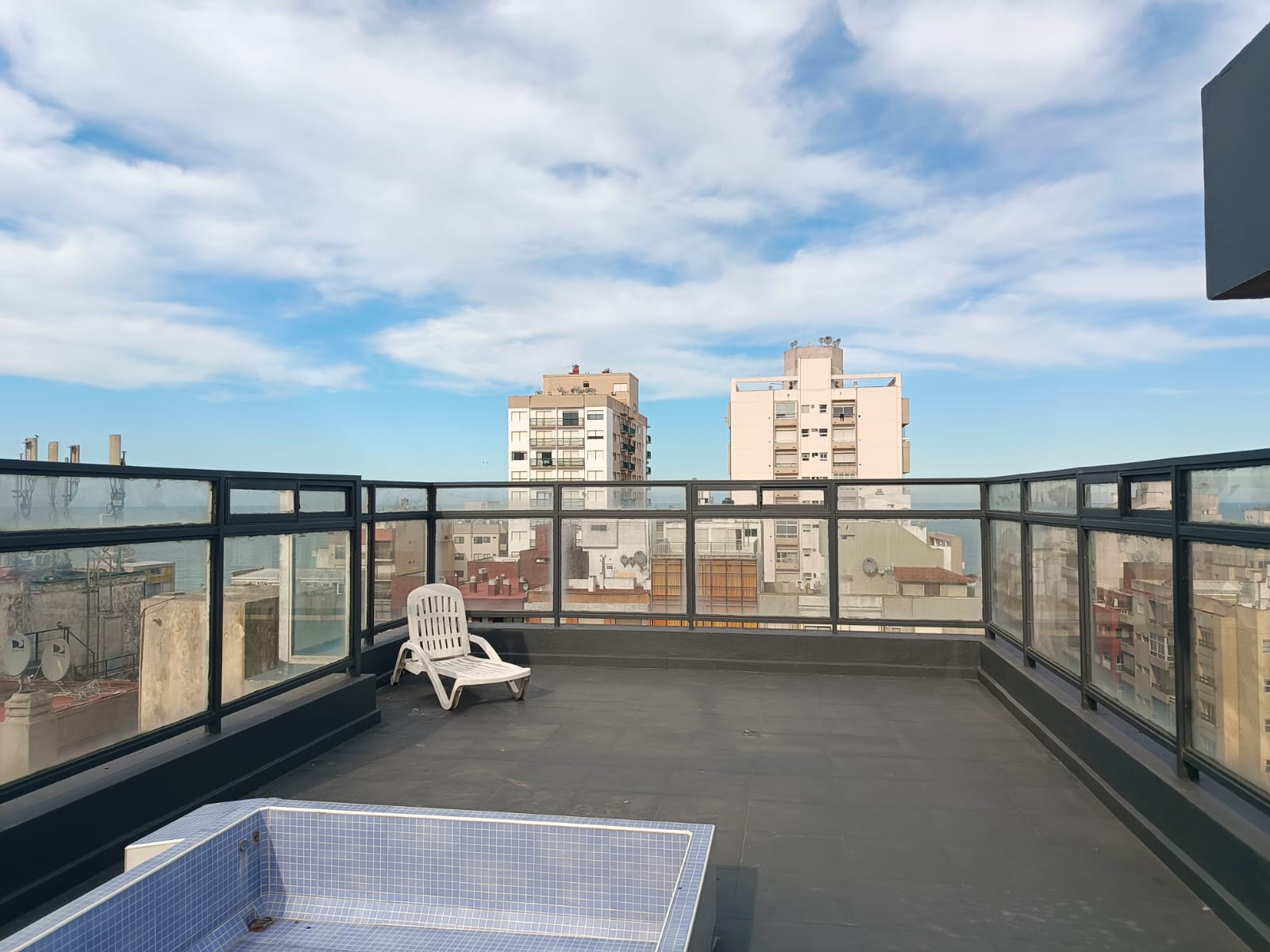 2 ambientes, Edificio de Categoría - 5