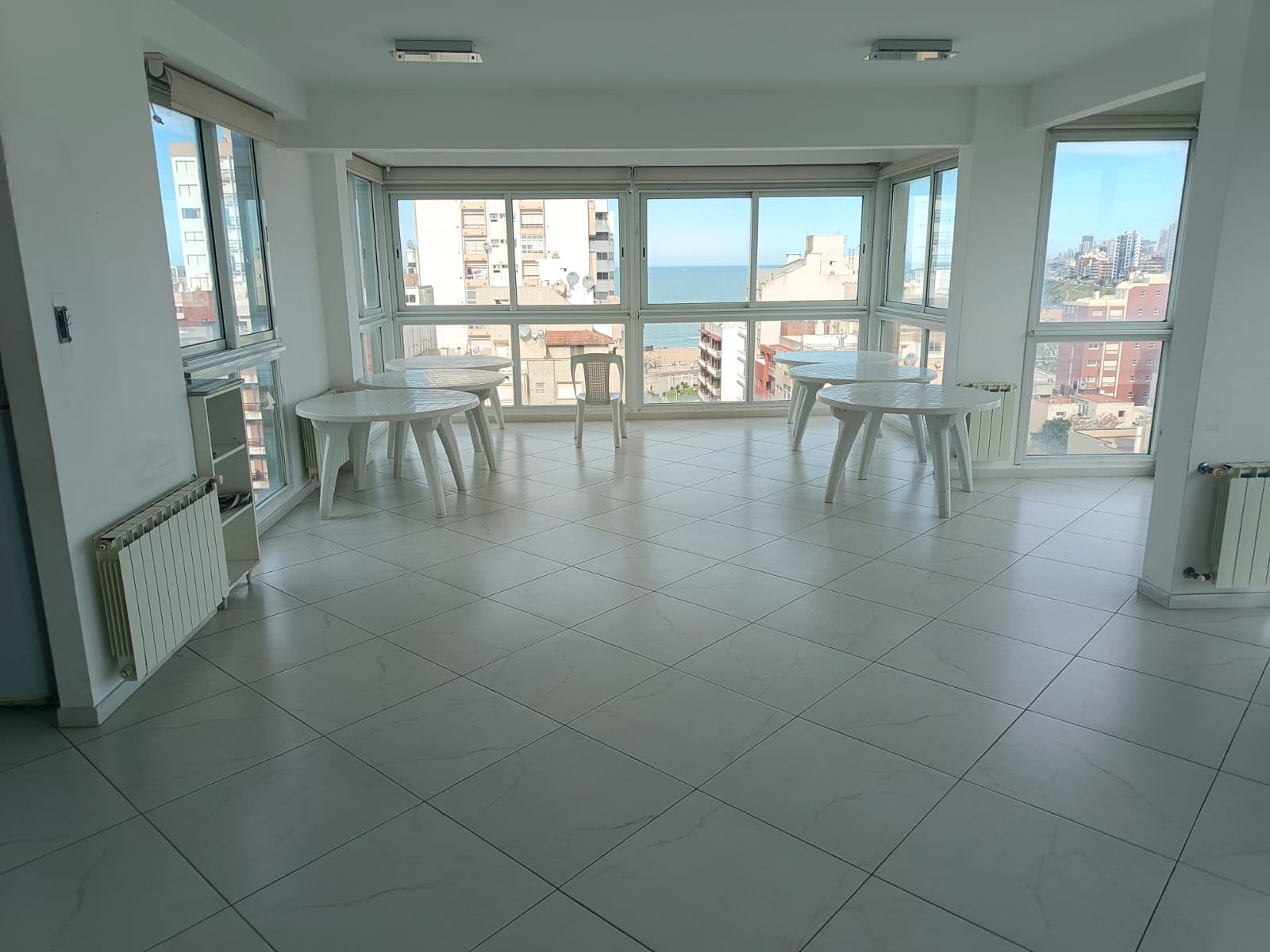 2 ambientes, Edificio de Categoría - 11