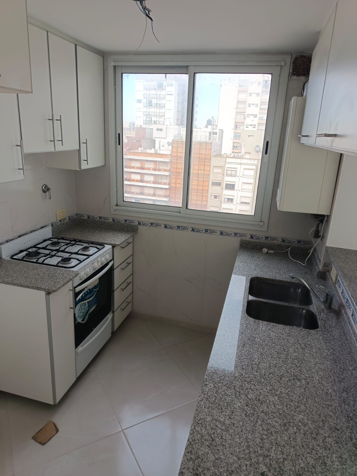 2 ambientes, Edificio de Categoría - 14