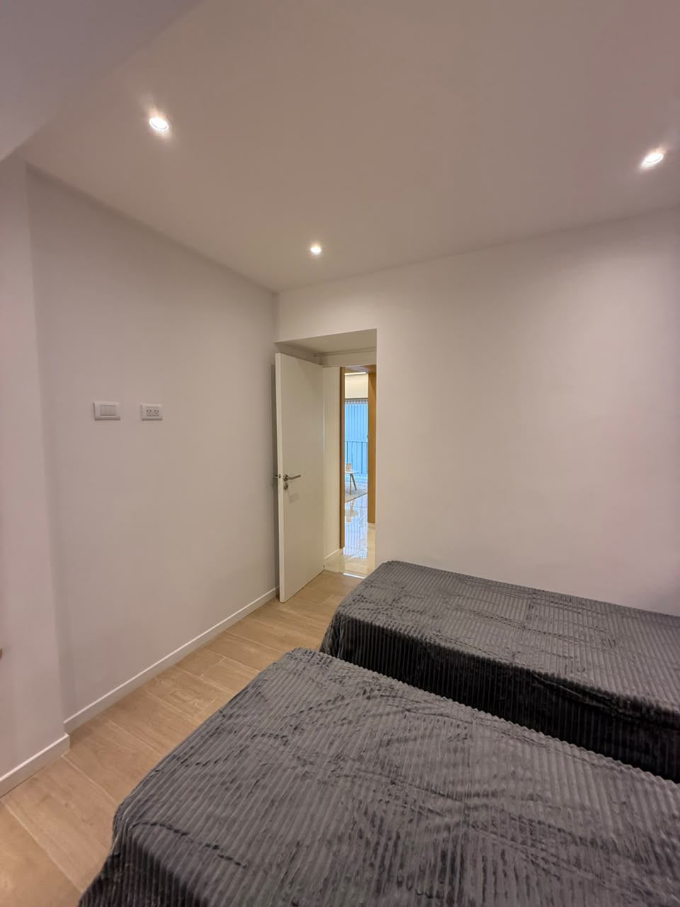 Departamento 3 ambientes a la calle Con Balcon - 4