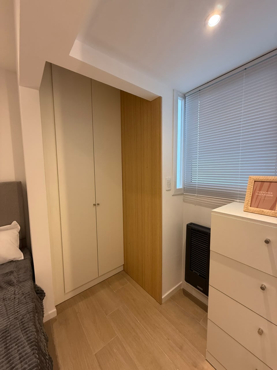 Departamento 3 ambientes a la calle Con Balcon - 9