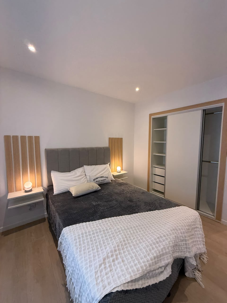 Departamento 3 ambientes a la calle Con Balcon - 15