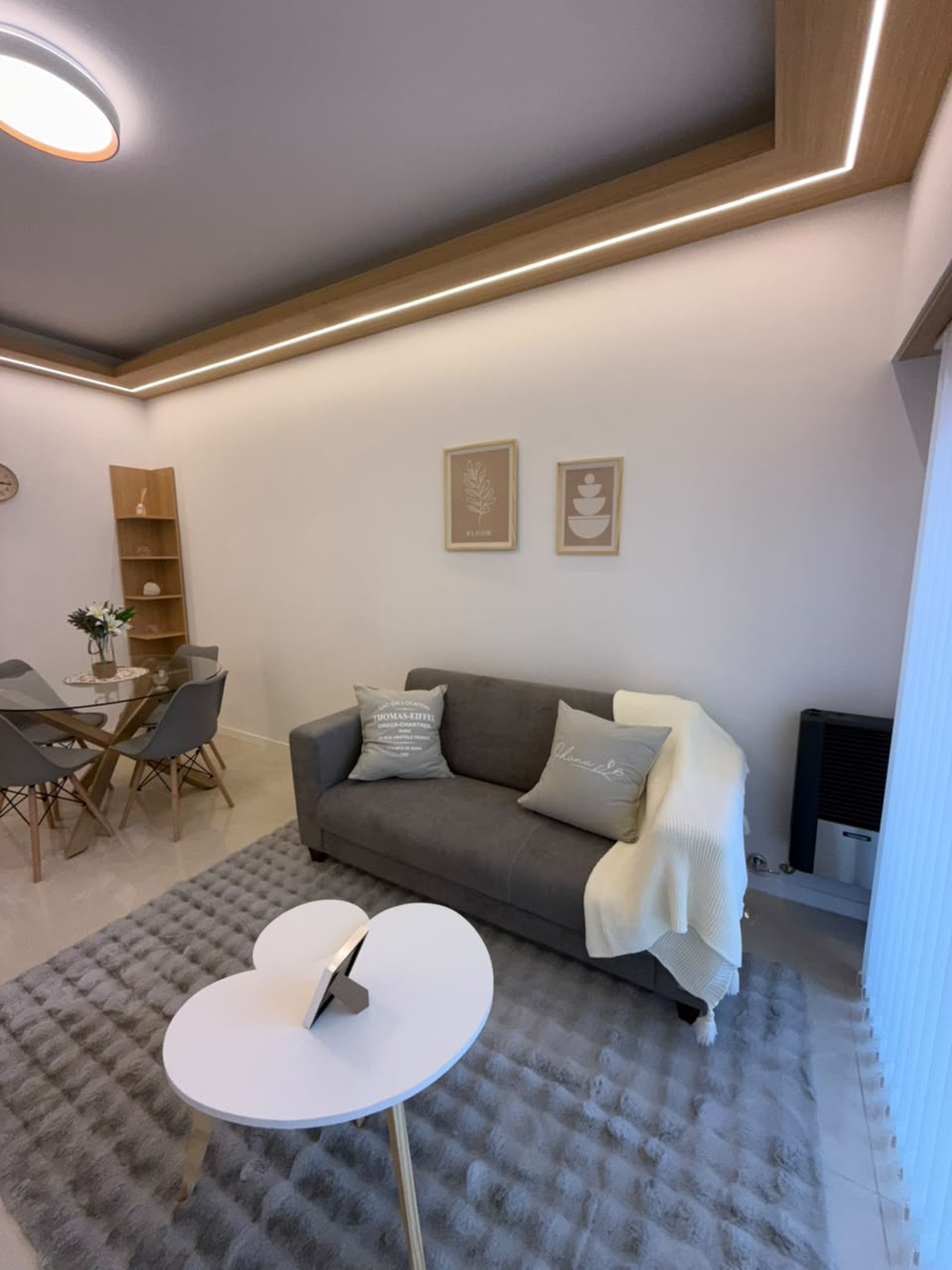 Departamento 3 ambientes a la calle Con Balcon - 19