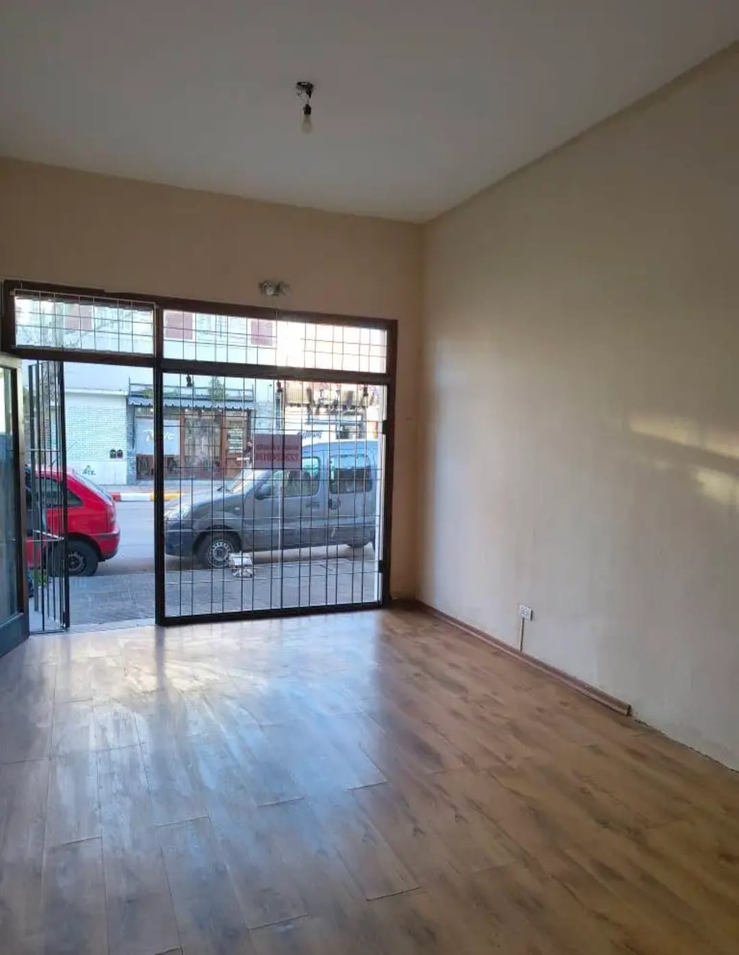 Venta Local a la calle - 4