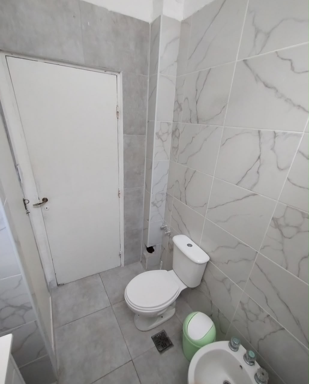 Venta Ph 3 ambientes ,entrada Independiente y Patio La perla - 6