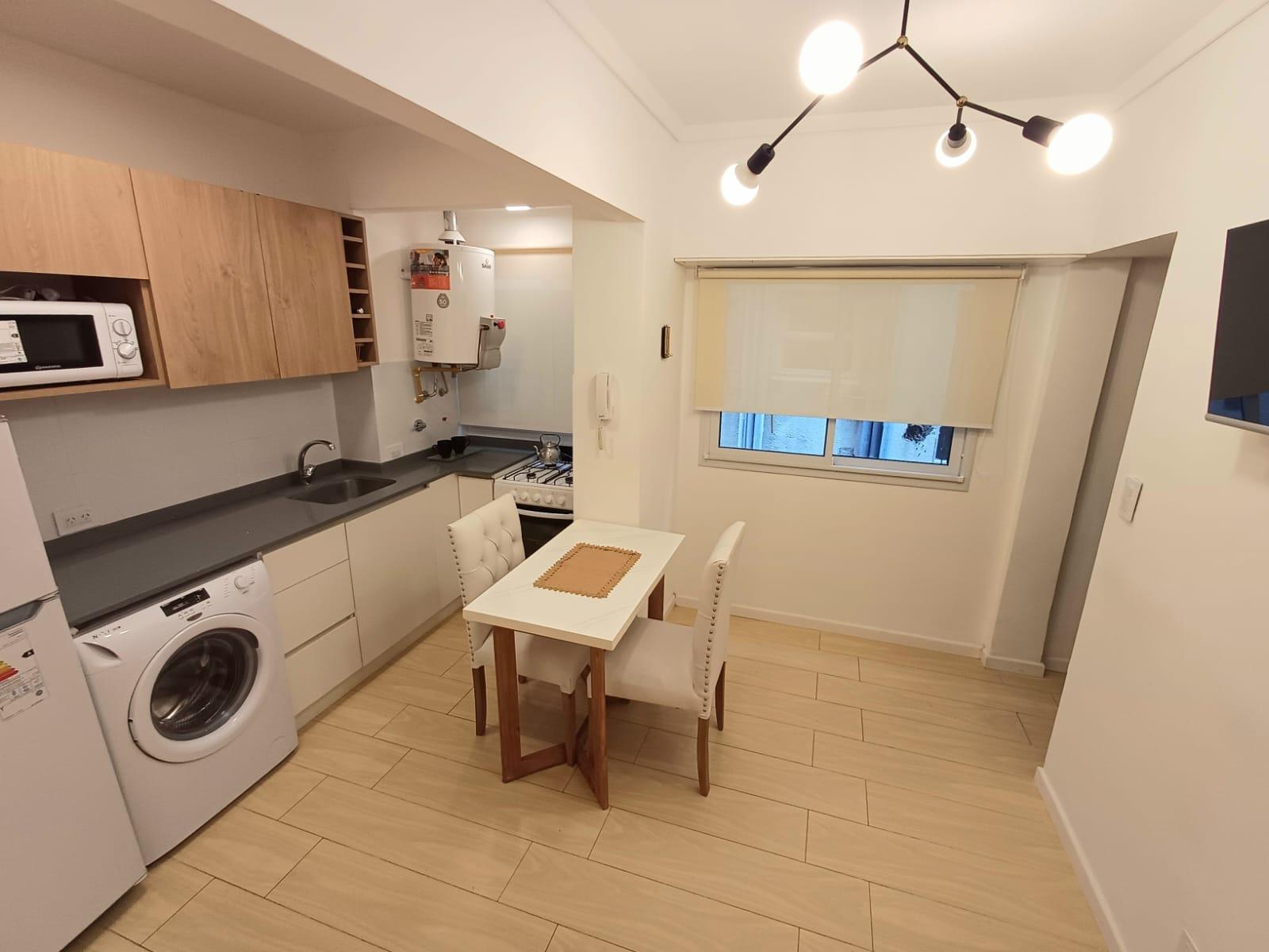 Departamento 2 ambientes en Venta, Plaza Colon