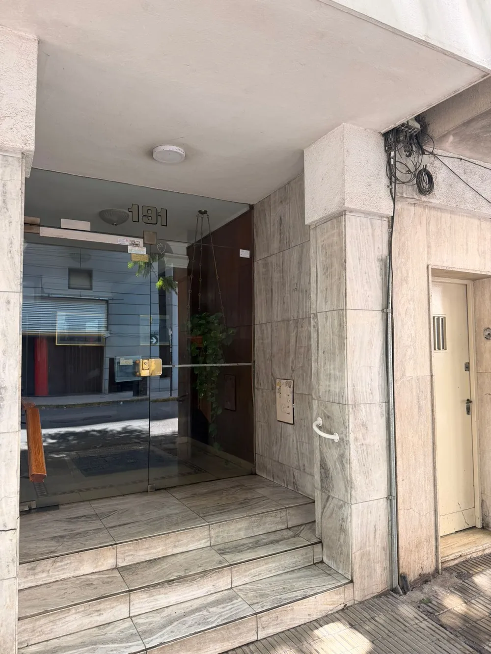 3 de Febrero 191 - Barrio Martin - 2