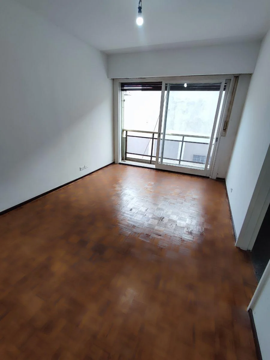 VENTA DEPTO 2 AMB H. YRIGOYEN 2600 BALVANERA — foto 4