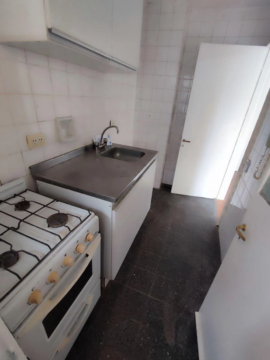 VENTA DEPTO 2 AMB H. YRIGOYEN 2600 BALVANERA — foto 12