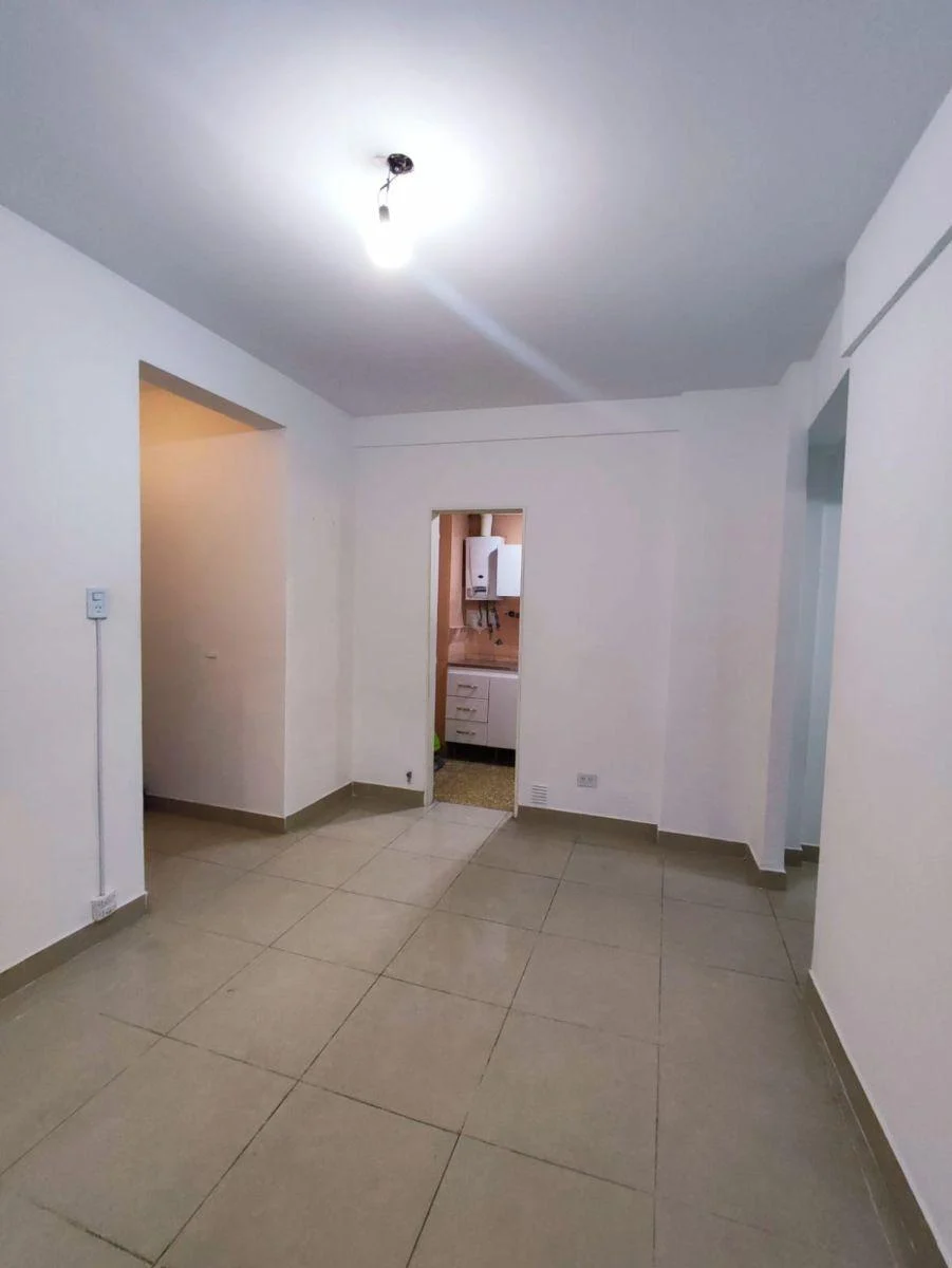 VENTA DOS AMBIENTES C/2 PATIOS TUCUMÁN 2000 BALVANERA — foto 8