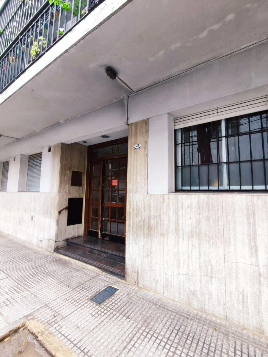VENTA DPTO. 3 AMBIENTES C/BALCON - MATHEU 100 BALVANERA, CABA — foto 2