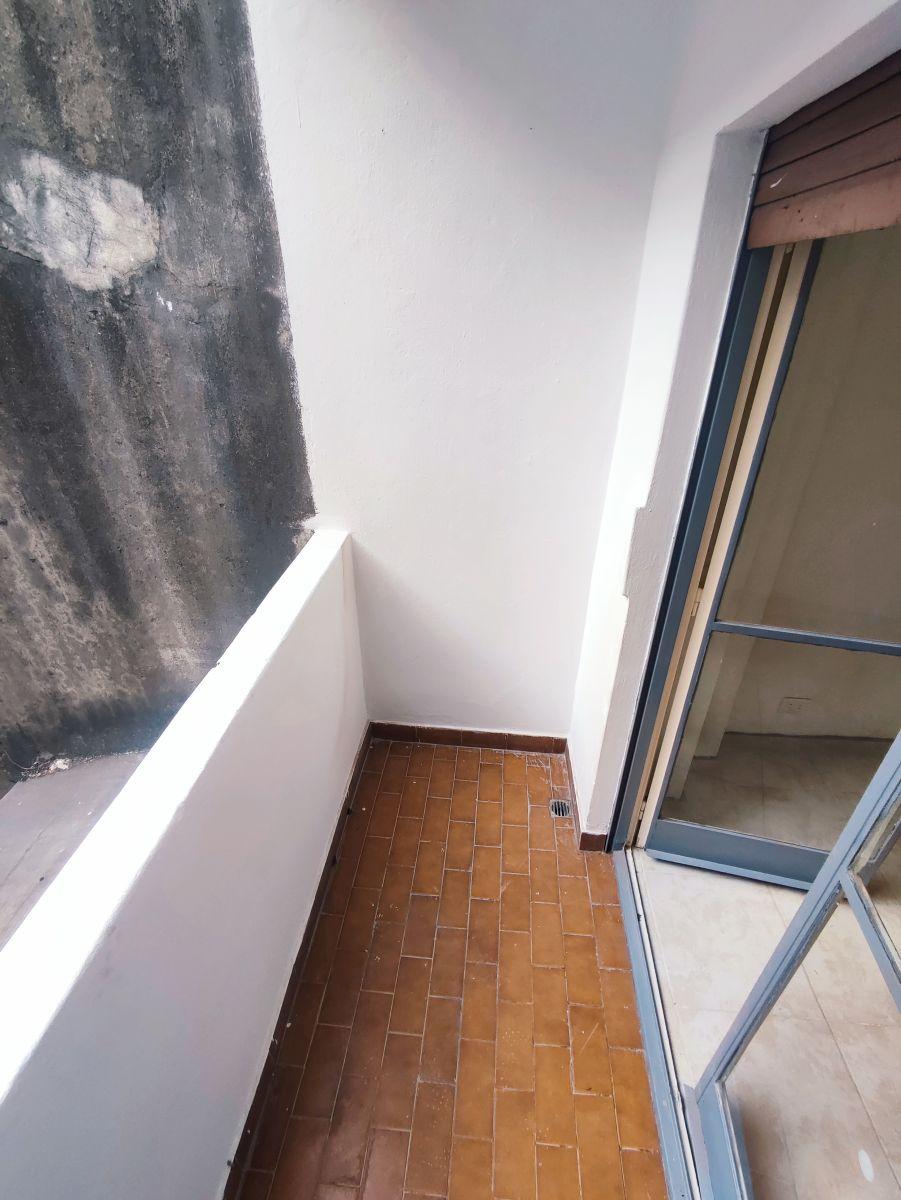 ALQUILER DEPTO. 2 AMBIENTES C/BALCON - LATERAL - A. Alsina 2500 Balvanera, Capital Federal - 21