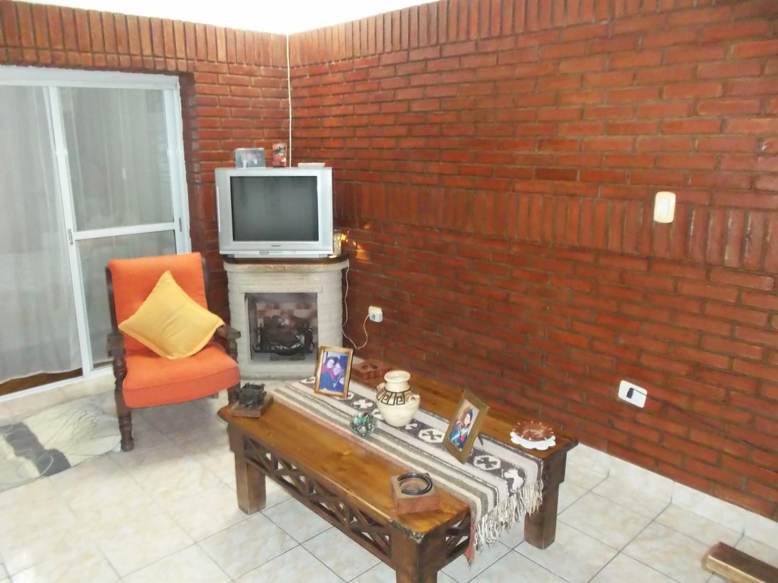 CASA EN PH DE 4 AMB. PATIO .TERRAZA c/QUINCHO - APTO CREDITO BANCO HIPOTECARIO CIUDADELA — foto 4