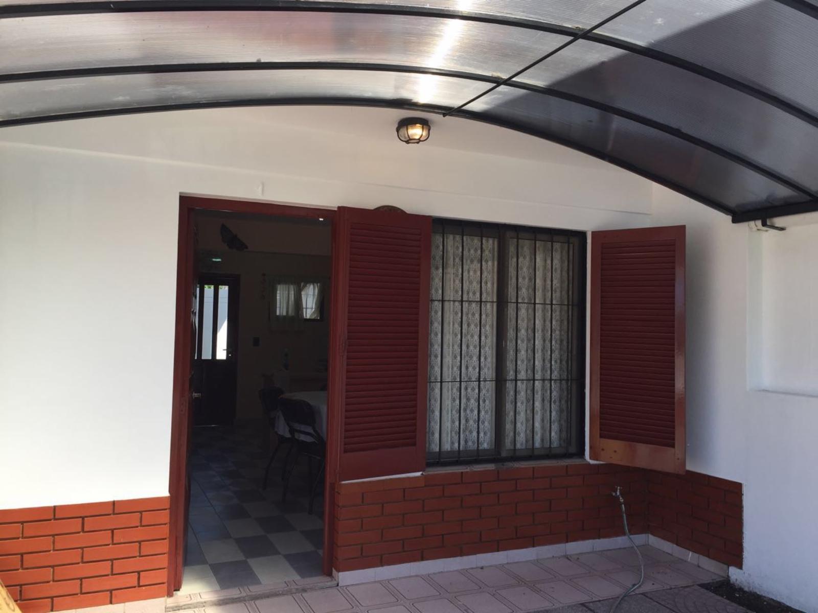 DUPLEX 3 AMB. COCHERA Y PATIO - APTO CREDITO MAR DEL TUYU — foto 2