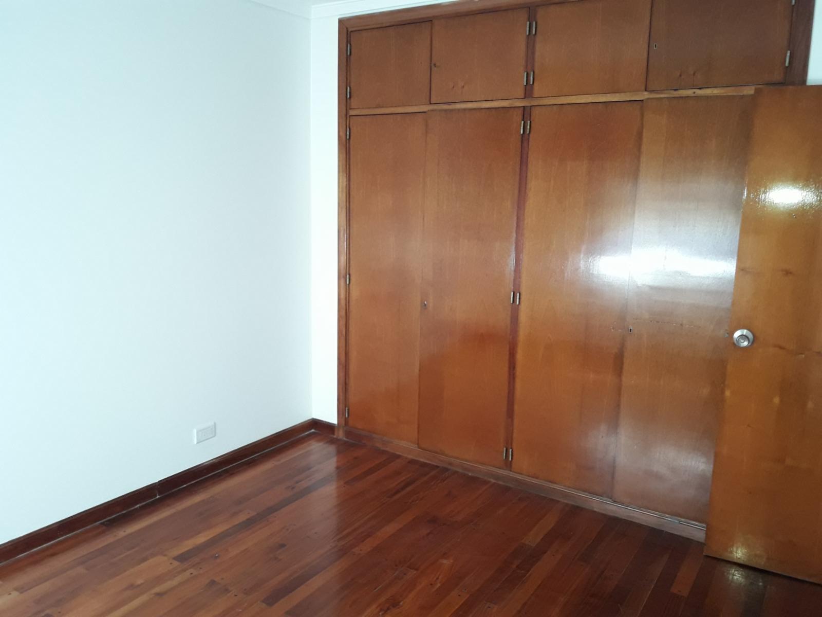 CASA 5 AMB. GGE . FDO. PILETA. PARRILLA.- SAN MARTIN 500 - Ramos Mejía — foto 8