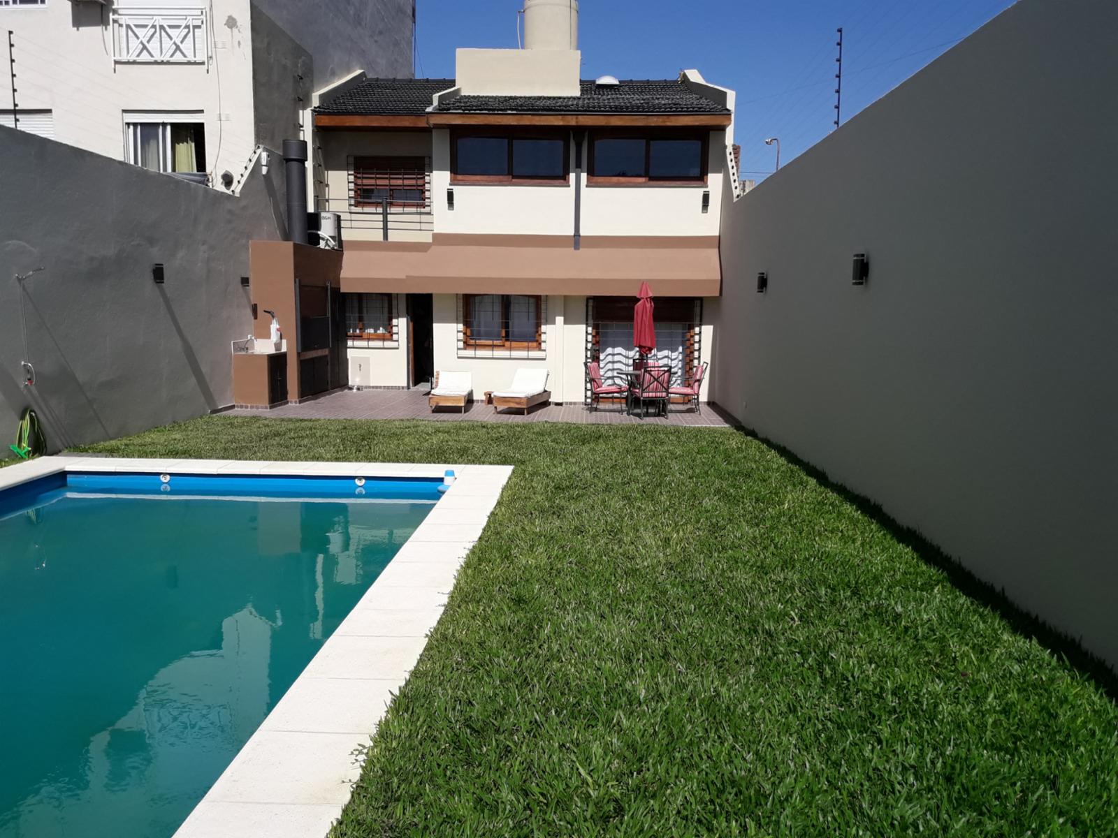 CASA 5 AMB. GGE . FDO. PILETA. PARRILLA.- SAN MARTIN 500 - Ramos Mejía — foto 14