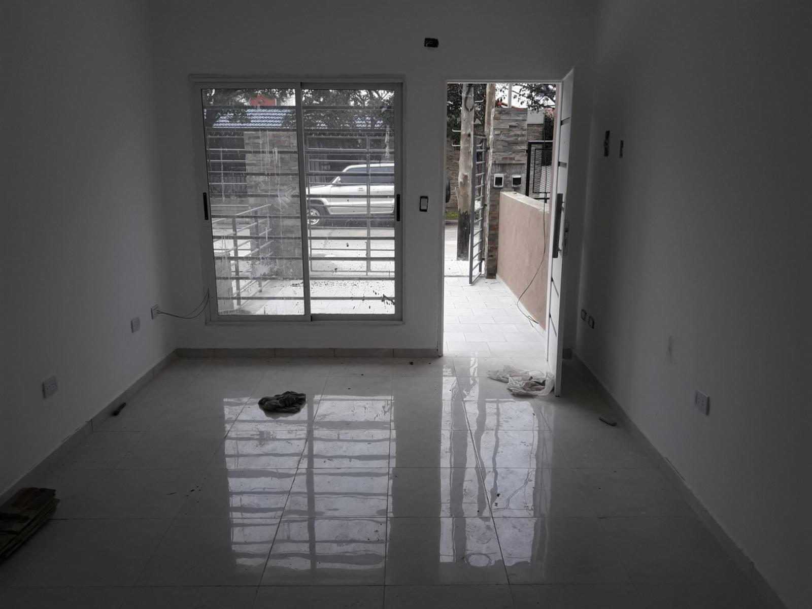DUPLEX 3 AMB. A ESTRENAR. GARAGE. PATIO - ECHEVERRIA 1267 -VILLA SARMIENTO — foto 11