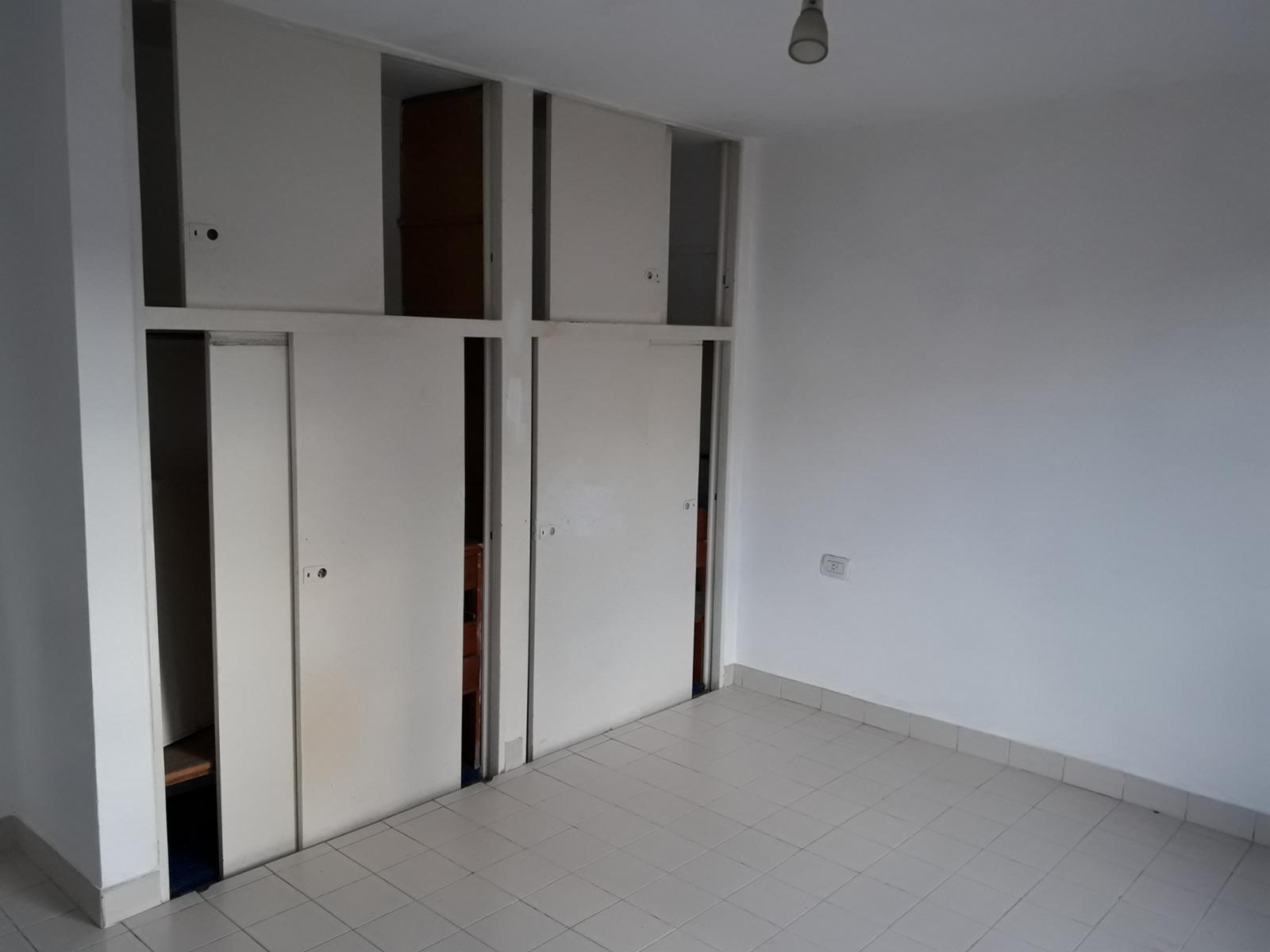 CASA DE 4 AMB. GARAGE. PATIO - RAWSON 73 - RAMOS MEJIA — foto 13
