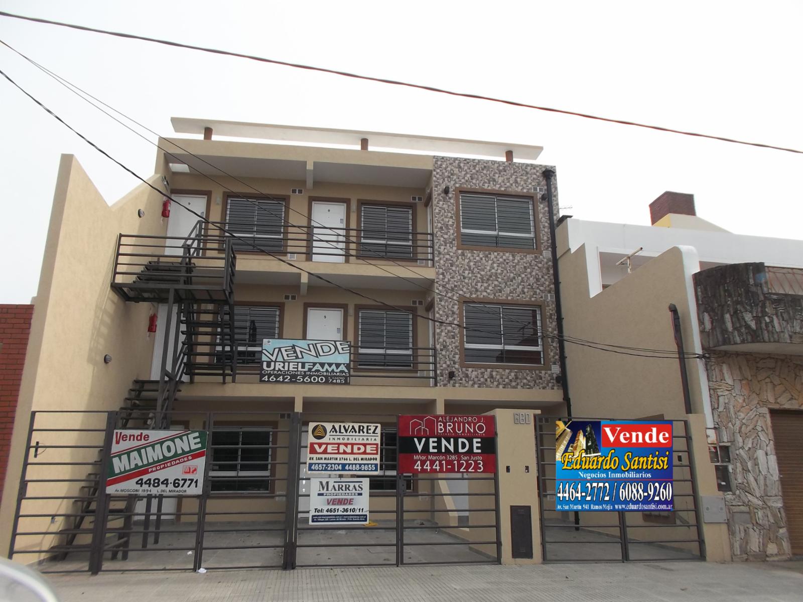DEPARTAMENTO 2 1/2 Amb. C/balcon - Del Campillo 2863 (villa Luzuriaga)
