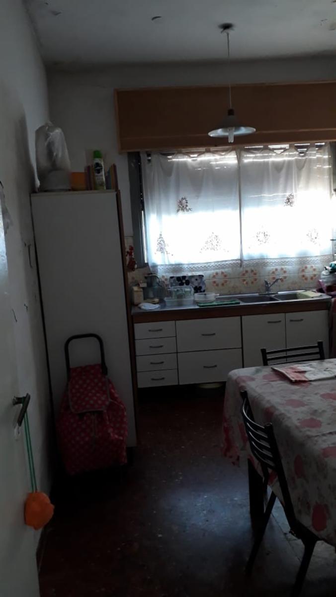 CASA DE 3 AMB. PARCELA DE 5 X 30 MTS. FONDO. TERRAZA - CISNEROS 2533-SAN JUSTO — foto 3