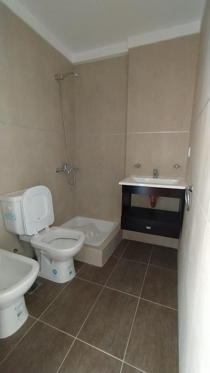 DEPTO DE 2 AMB. retasado c/COCHERA - B.MITRE 454 - RAMOS MEJIA — foto 2