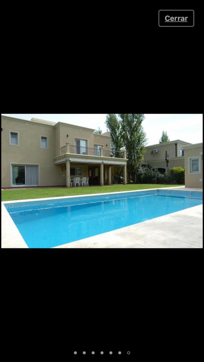 CASA EN Bº CERRADO - ALTOS DEL SOL- P. LELOIR — foto 3