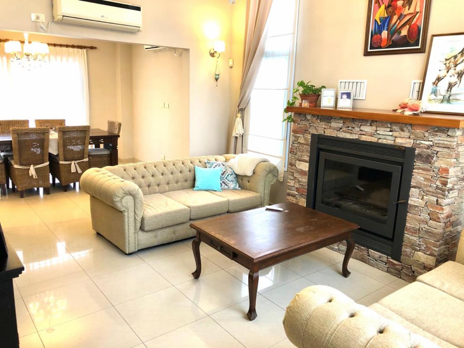 CASA EN Bº CERRADO - ALTOS DEL SOL- P. LELOIR — foto 4