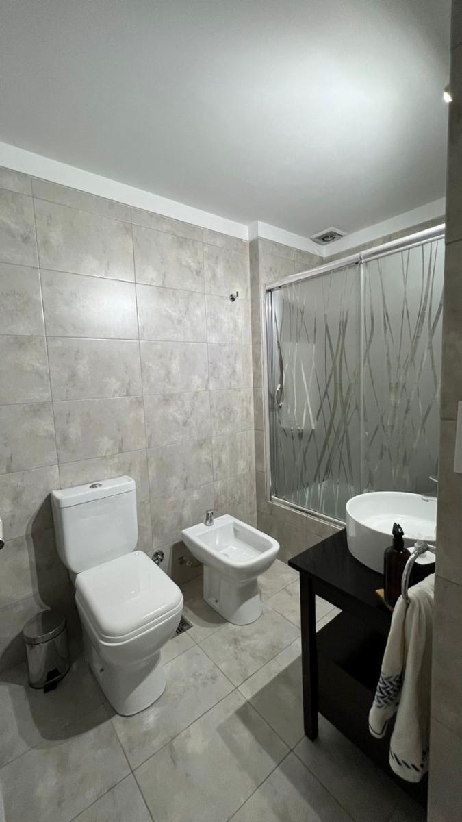 DEPARTAMENTO 3 AMB. C/BALCON .81 M2. PILETA. CENTRICO- LA MERCED 4700- CASEROS — foto 13