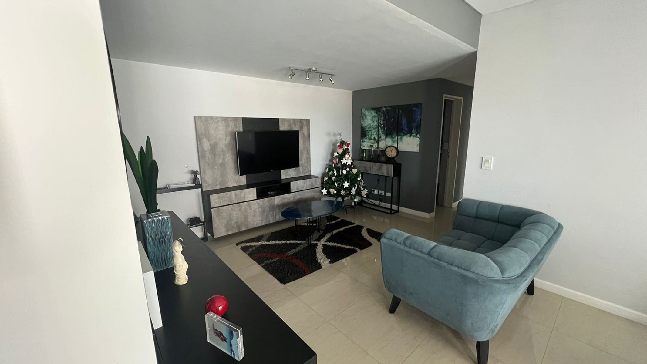 Departamento 3 Amb. C/balcon .81 M2. Pileta. Centrico- La Merced 4700- Caseros — foto 5