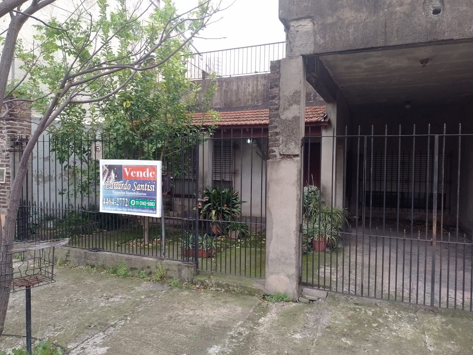 CASA DE 4 AMB. LOTE 8,66 x 26 MTS. - CASTILLO 180 RAMOS MEJIA — foto 5