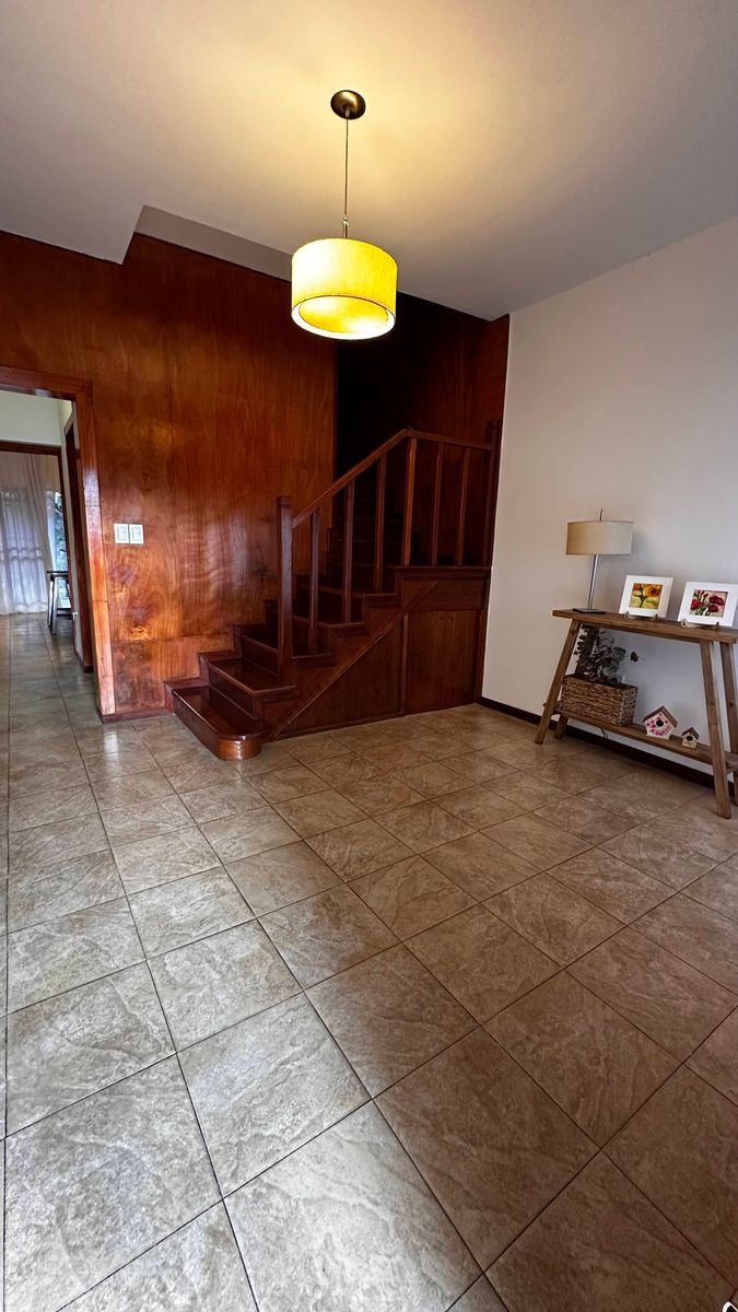 Casa 4 Amb. Cochera.Parque.Quincho. APTA CREDITO - Caseros 42 - Ramos Mejía - 2