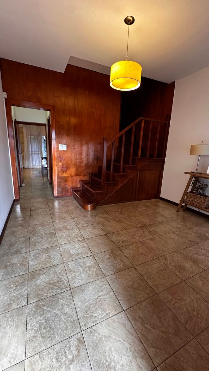 Casa 4 Amb. Cochera.Parque.Quincho. APTA CREDITO - Caseros 42 - Ramos Mejía - 9