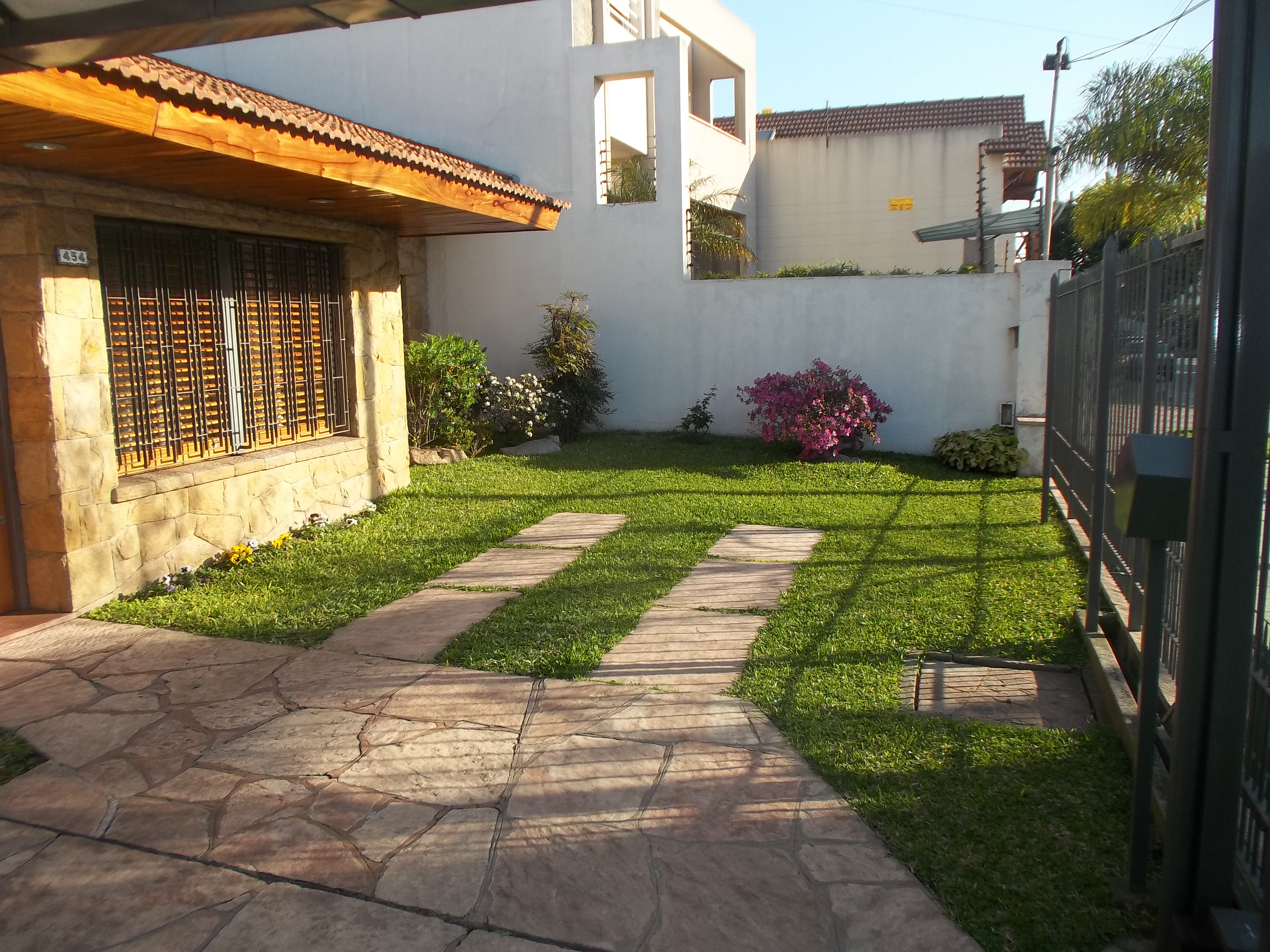 CASA 5 AMB. - APTO CREDITO - ZONA RESIDENCIAL BARRIO DON BOSCO. RAMOS MEJIA — foto 2