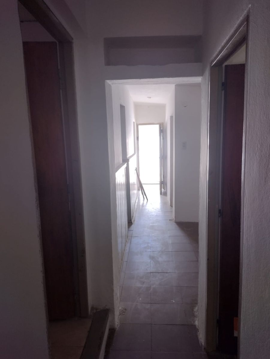 OCASION ALQUILO CASA ZONA PARQUE MITRE — foto 14