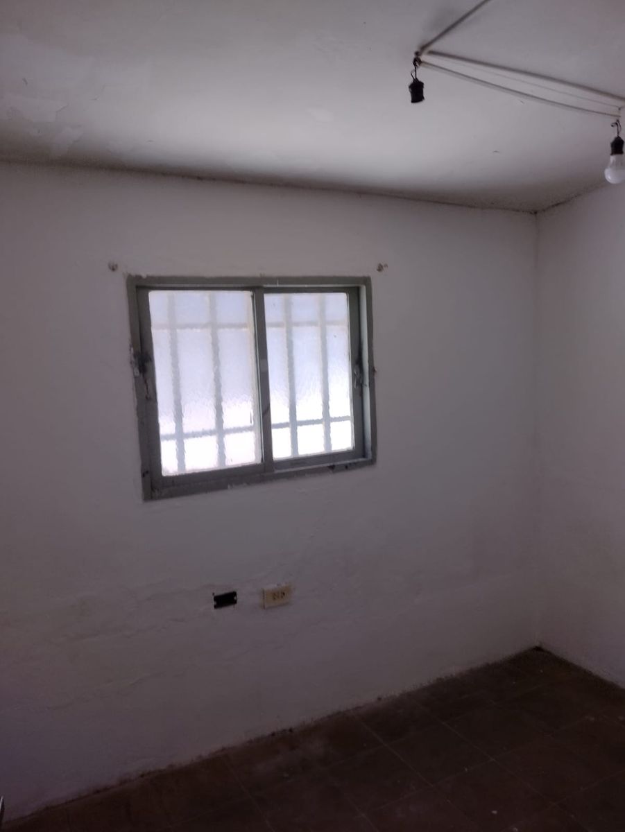 OCASION ALQUILO CASA ZONA PARQUE MITRE — foto 15