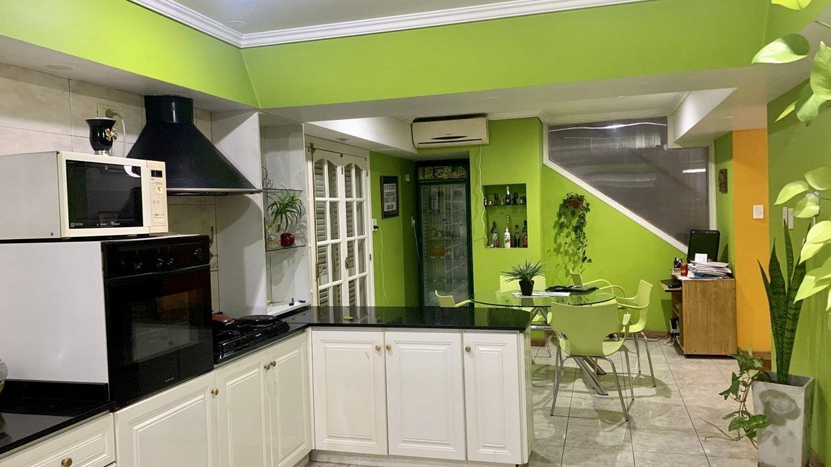 Chalet 6 Ambientes En Venta En Hermosa Zona - Sevillano Negocios Inmobiliarios - 16