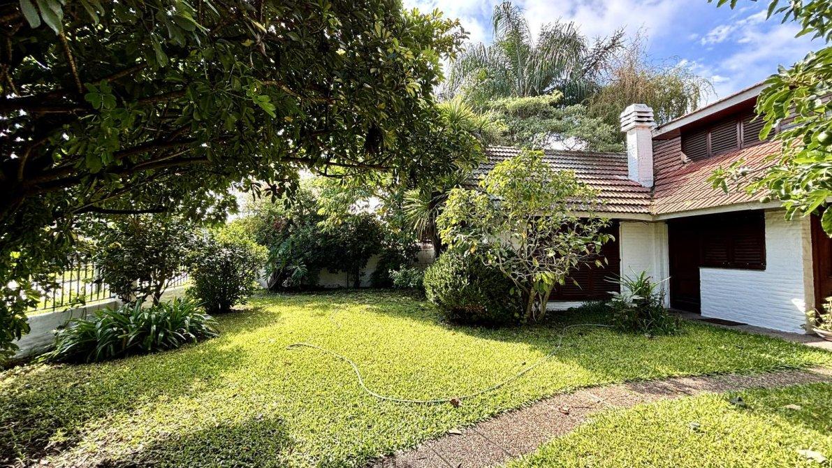 ¡Oportunidad Ãºnica Chalet en lote doble con jardÃ­n, cochera y parque en JosÃ© MÃ¡rmol APTO CREDITO — foto 5