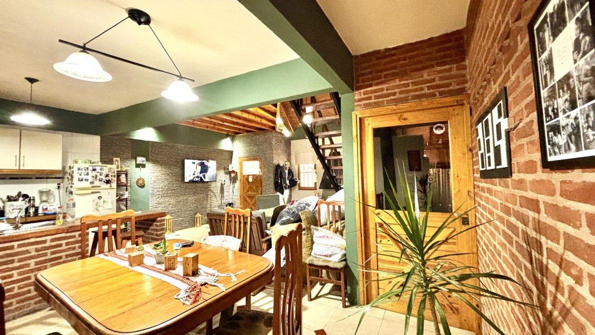 Casa 4 ambientes en venta con garage y jardin, ACEPTA PERMUTA DE MENOR VALOR — foto 8