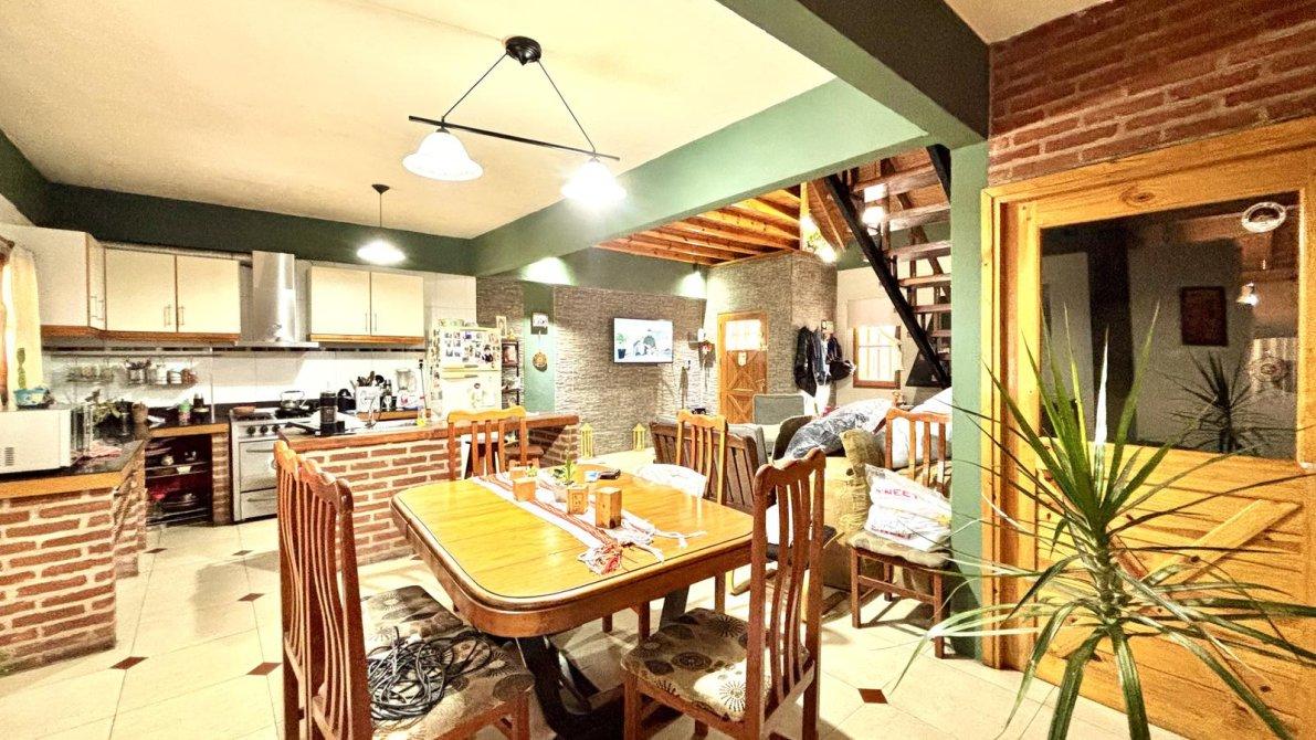 Casa 4 ambientes en venta con garage y jardin, ACEPTA PERMUTA DE MENOR VALOR — foto 13