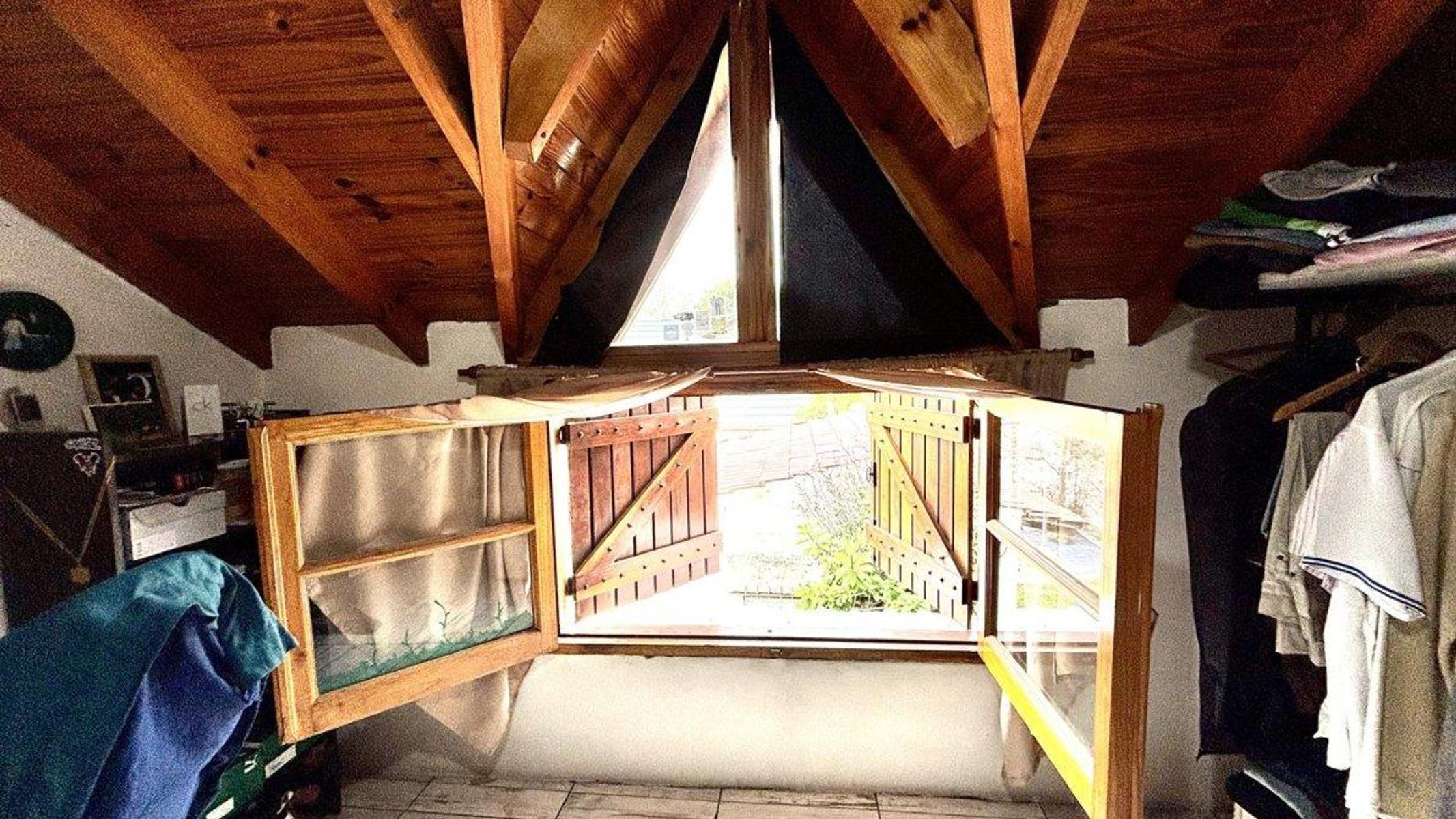 Casa 4 ambientes en venta con garage y jardin, ACEPTA PERMUTA DE MENOR VALOR - 27