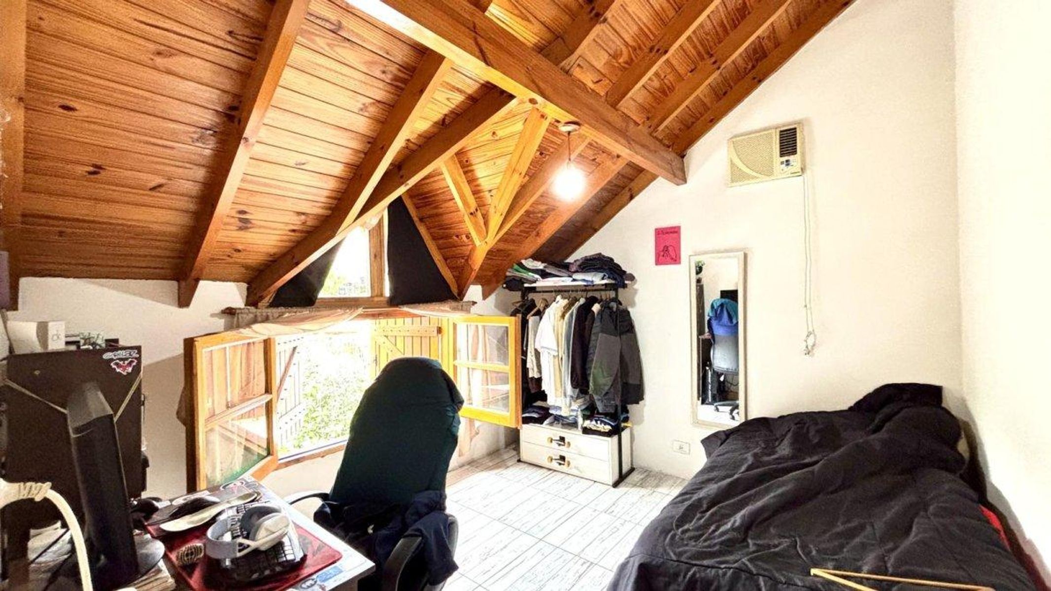 Casa 4 ambientes en venta con garage y jardin, ACEPTA PERMUTA DE MENOR VALOR - 28