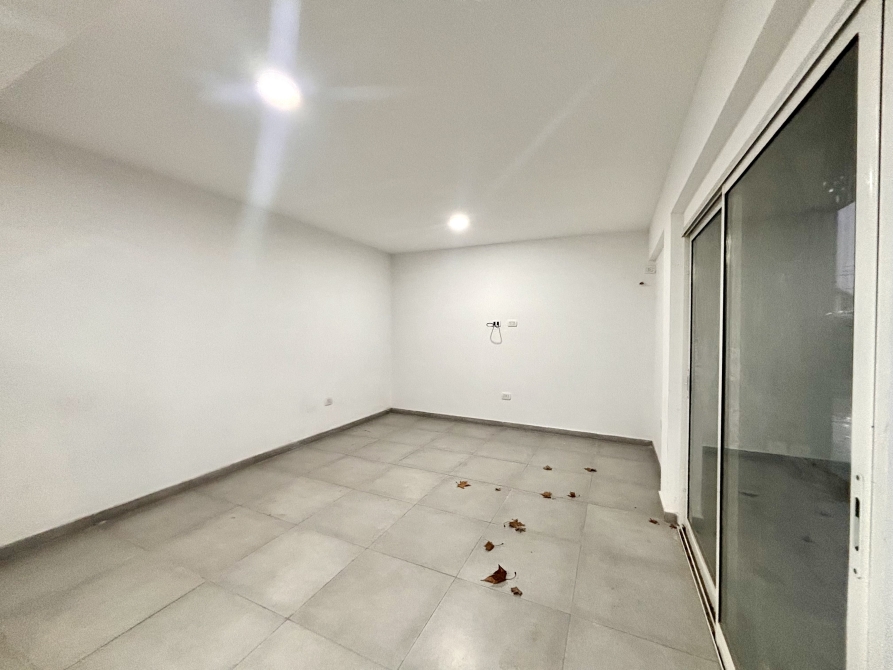 Dúplex De 3 Ambientes Con Jardín Y Cochera En Adrogué - Sevillano Negocios Inmobiliarios — foto 10