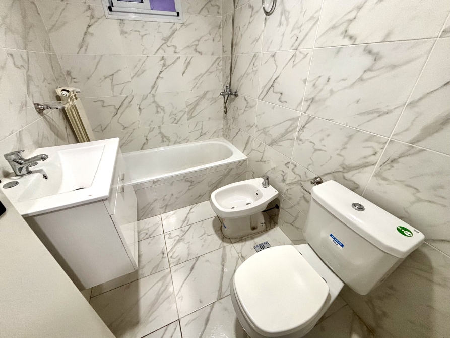 Dúplex De 3 Ambientes Con Jardín Y Cochera En Adrogué - Sevillano Negocios Inmobiliarios - 19
