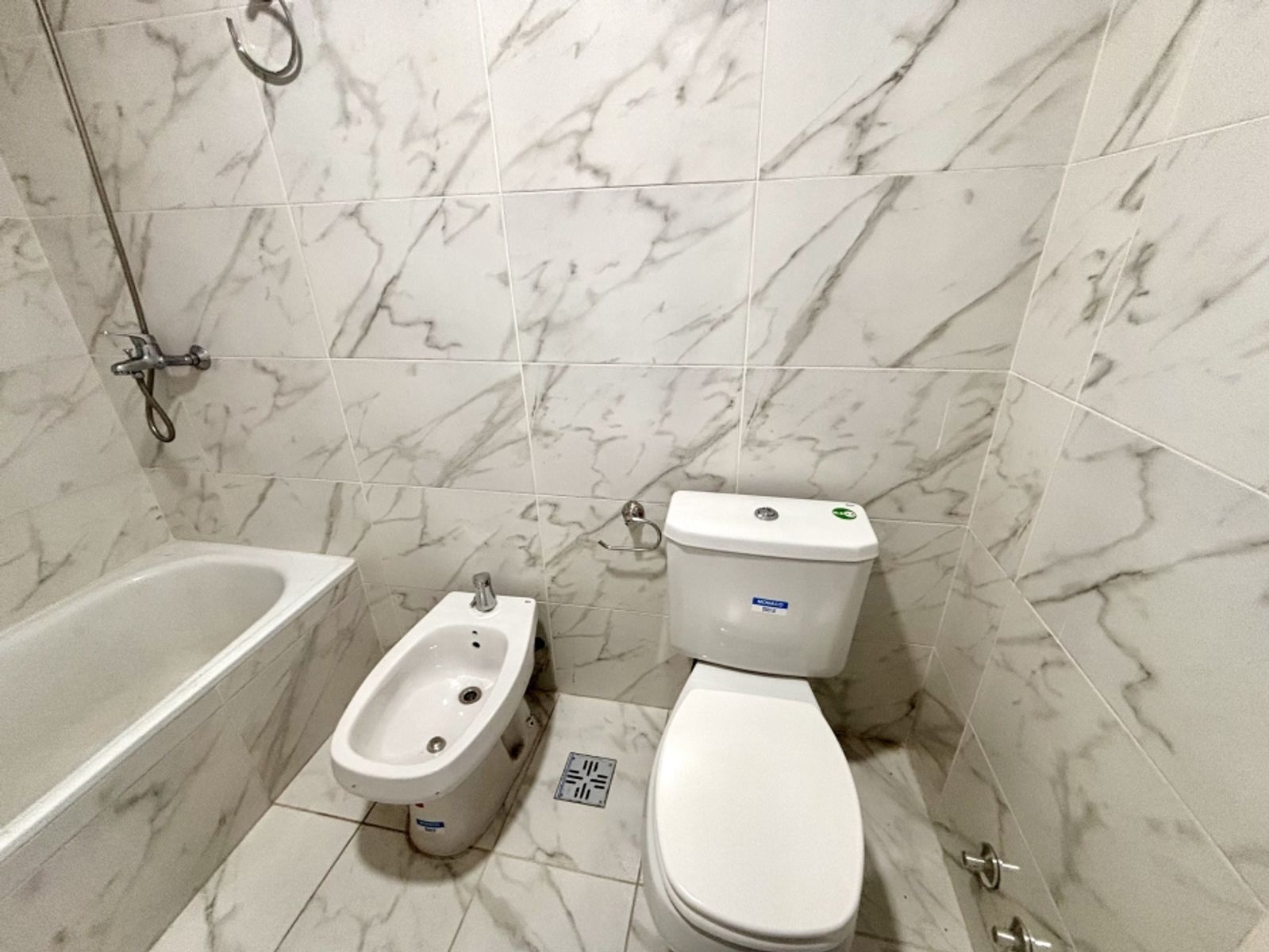 Dúplex De 3 Ambientes Con Jardín Y Cochera En Adrogué - Sevillano Negocios Inmobiliarios - 21