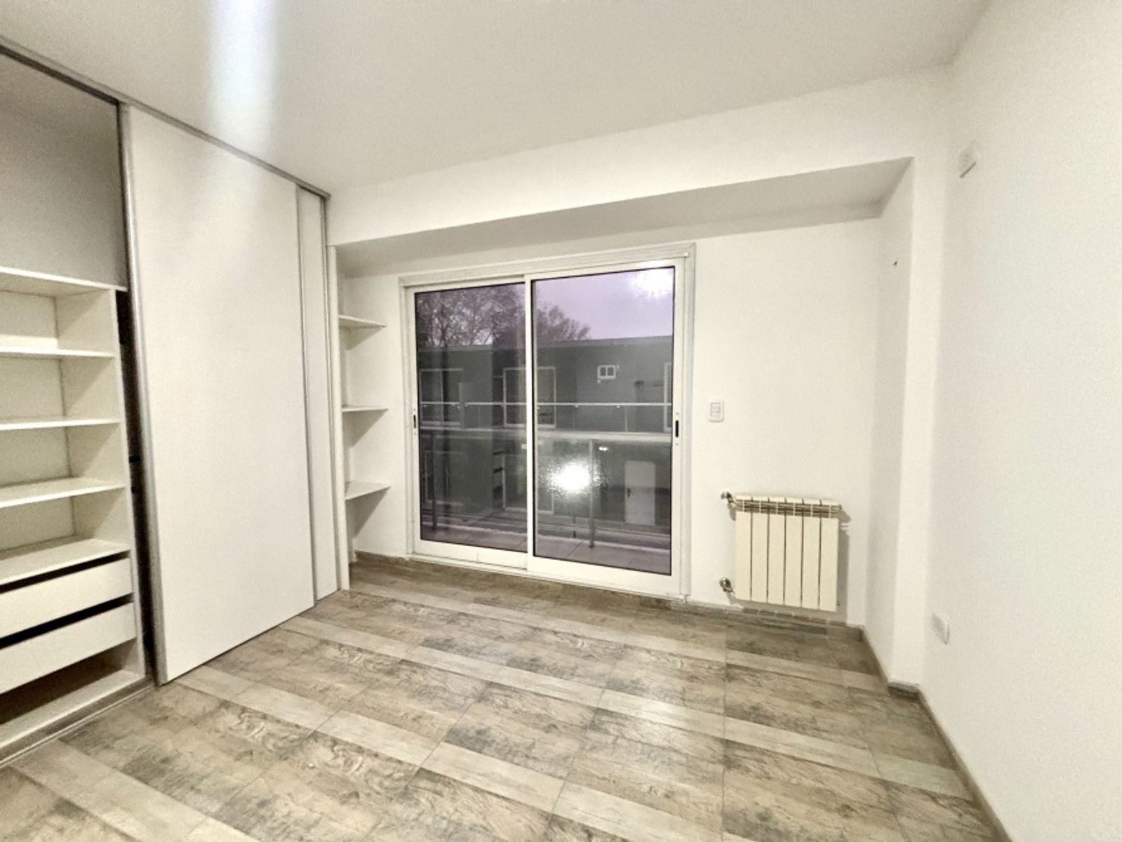 Dúplex De 3 Ambientes Con Jardín Y Cochera En Adrogué - Sevillano Negocios Inmobiliarios - 22