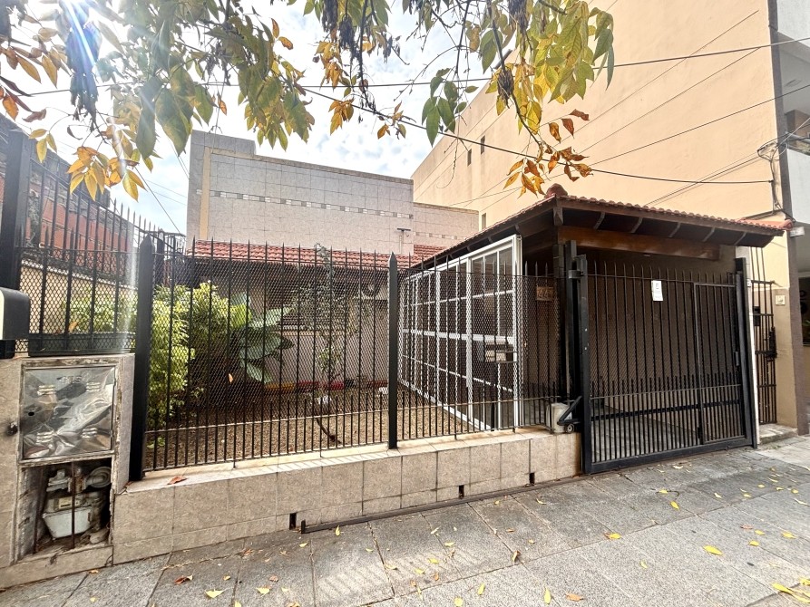 ¡Oportunidad En Excelente UbicaciÃ³n Ph Con Garage, Patio Y Gran Potencial En Lomas De Zamora - Sevillano Negocios Inmobiliarios — foto 3