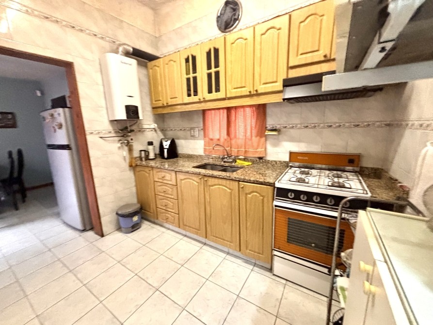 ¡Oportunidad En Excelente UbicaciÃ³n Ph Con Garage, Patio Y Gran Potencial En Lomas De Zamora - Sevillano Negocios Inmobiliarios — foto 15